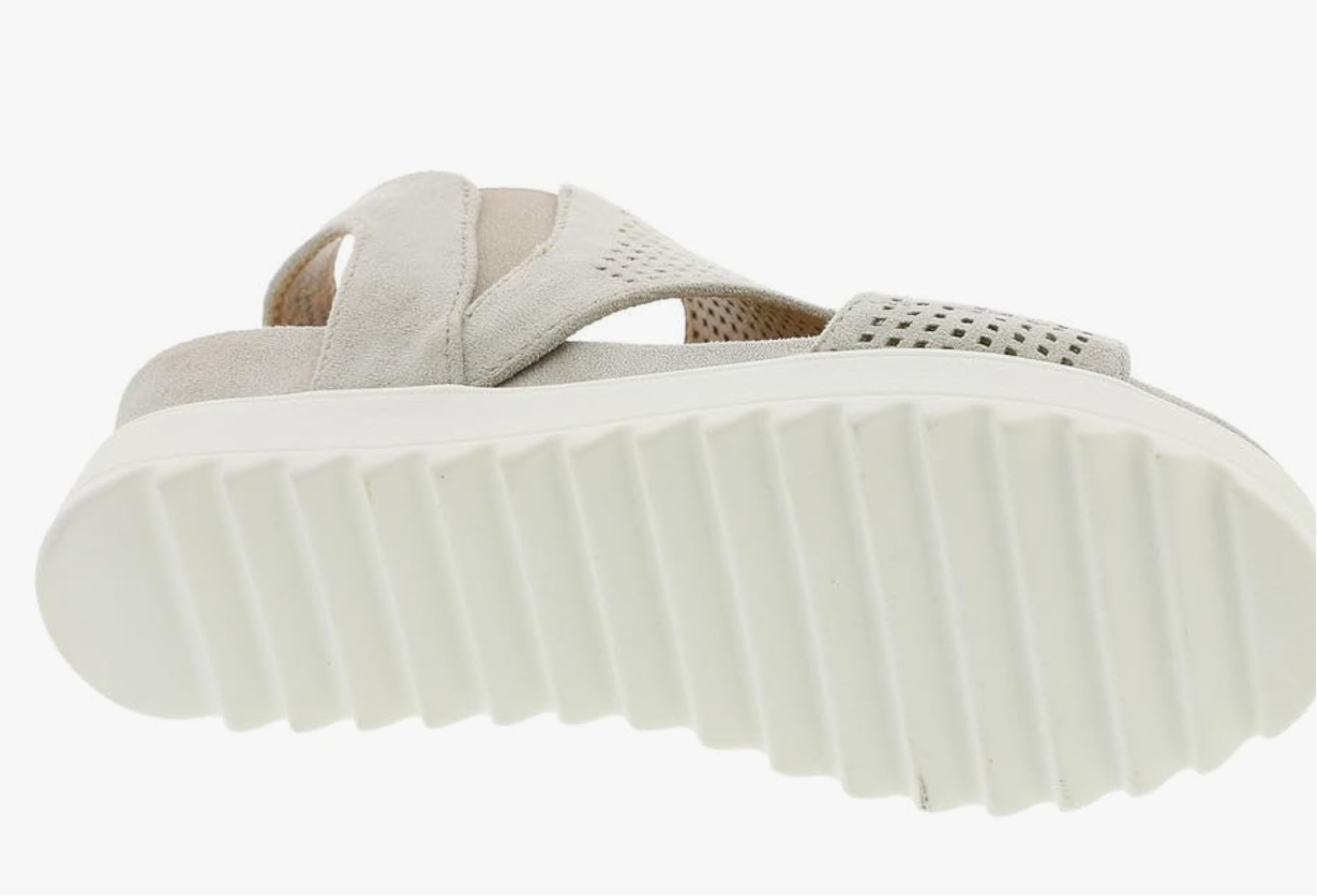 Amy Sandal