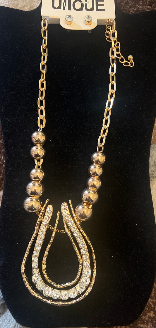 Chunky U Shape Gold Stone Necklace