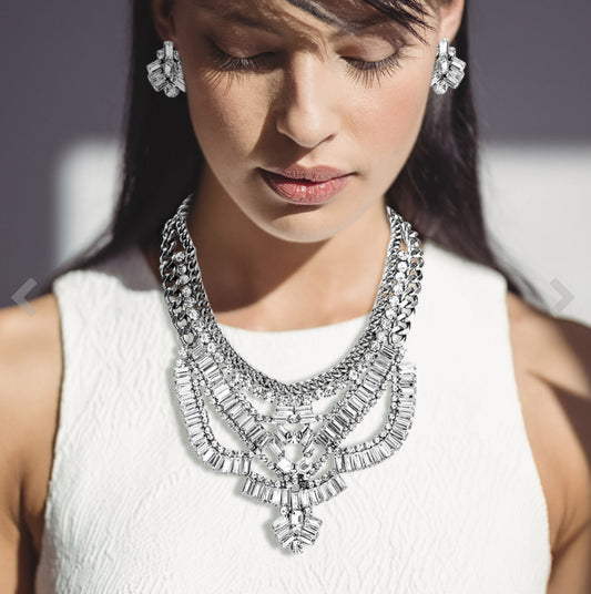 Antique Stone Embellished Statement Necklace