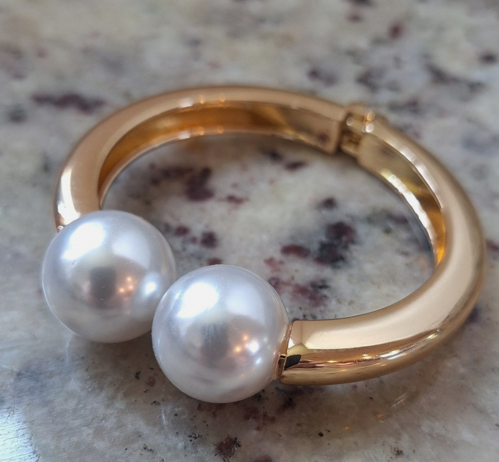 Pearl Goddess Goldtone Hinged Bracelet